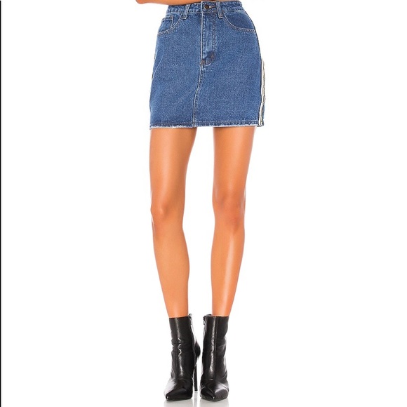 Superdown Denim Mini Skirt NWT - Picture 4 of 4
